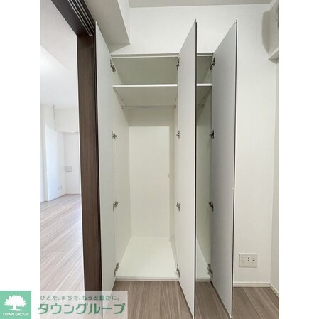 コンフォリア・リヴ南品川の物件内観写真